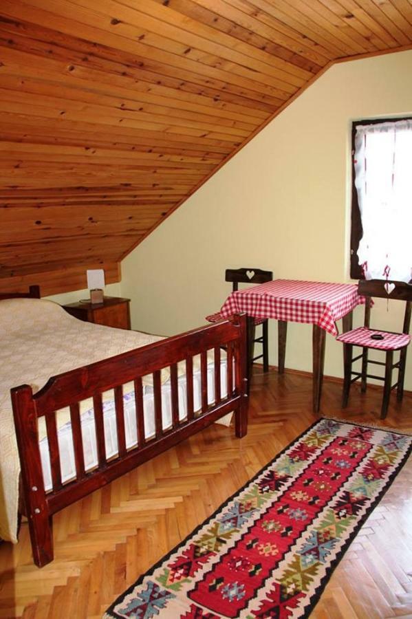 Hotel Putnicka kuca kod Dragane Bajina Basta Exterior foto